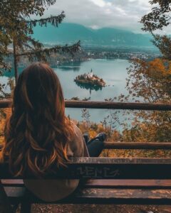 stylish alone dp girl modern look