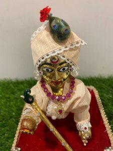 Peaceful Laddu Gopal photo for meditation