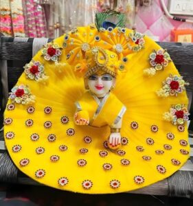 Devotional Laddu Gopal photo for spiritual peace