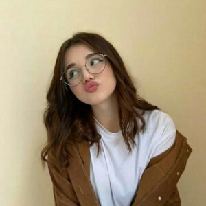 Cute girls DP classy profile image