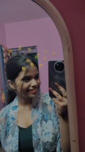 Cute girls DP wallpaper for mobile