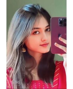 Stylish girls DP latest trending image