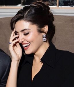 Stylish girls DP cute stylish vibe image