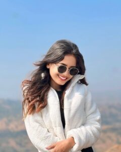 Stylish girls DP modern fashion look photo
