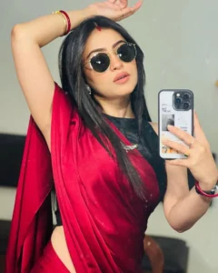 aesthetic attitude girls dp