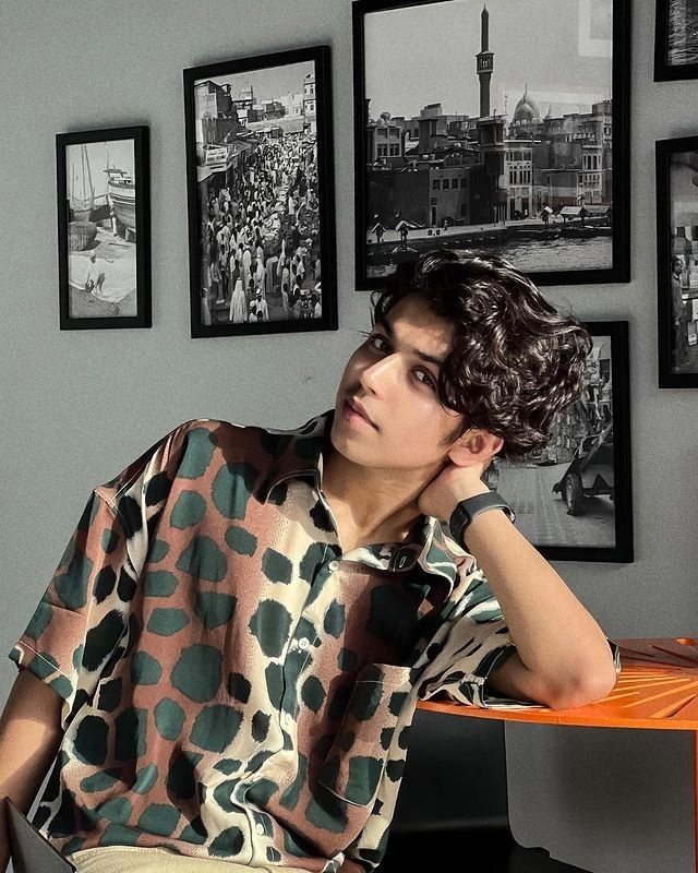 cute boys dp