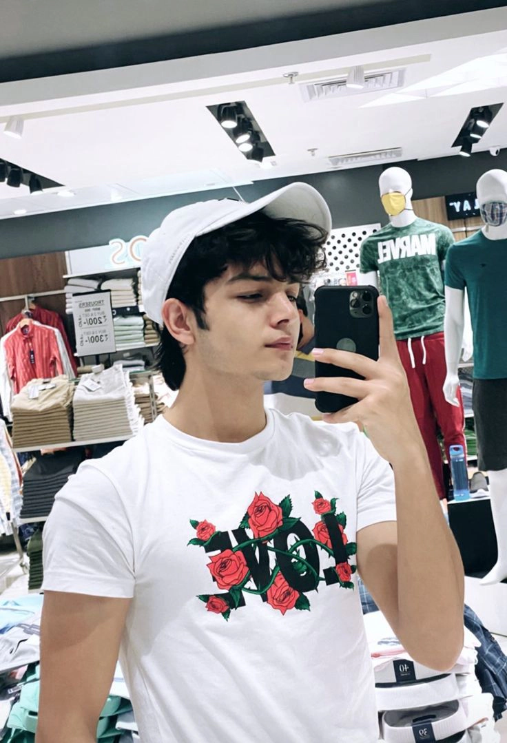 trending cute boys dp