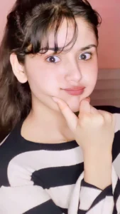 cute girls dp whatsapp trendy style