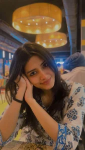 simple girls dp