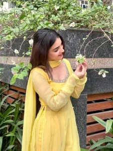 elegant girls dp photo
