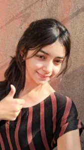 selfie instagram girls dp