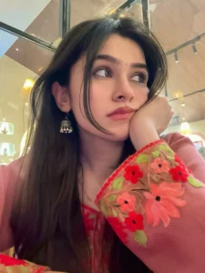 cute girl instagram dp